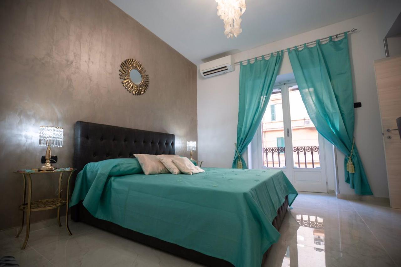 New In!Amalie At Santa Lucia Apartment เนเปิลส์ ภายนอก รูปภาพ